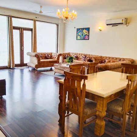 ניו דלהי Fortune Home Service Apartment 2Bhk,E28 Saket 2A מראה חיצוני תמונה