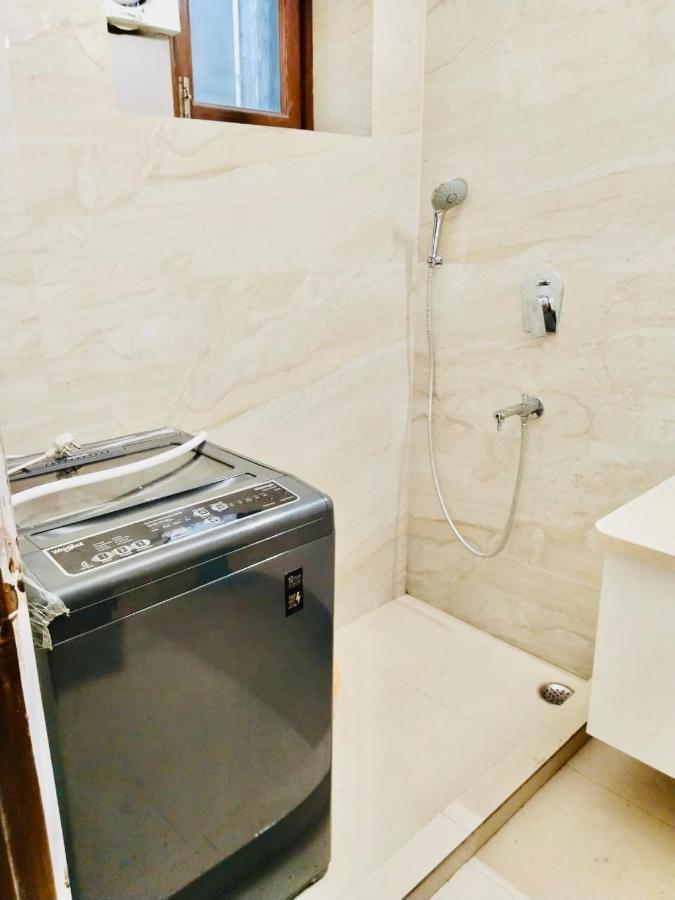 ניו דלהי Fortune Home Service Apartment 2Bhk,E28 Saket 2A מראה חיצוני תמונה