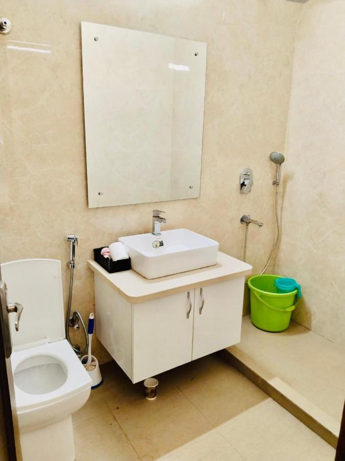 ניו דלהי Fortune Home Service Apartment 2Bhk,E28 Saket 2A מראה חיצוני תמונה