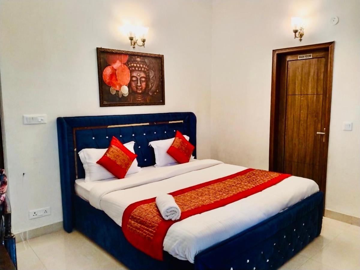 ניו דלהי Fortune Home Service Apartment 2Bhk,E28 Saket 2A מראה חיצוני תמונה