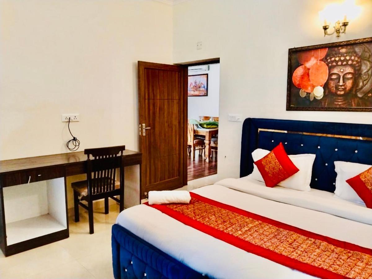 ניו דלהי Fortune Home Service Apartment 2Bhk,E28 Saket 2A מראה חיצוני תמונה