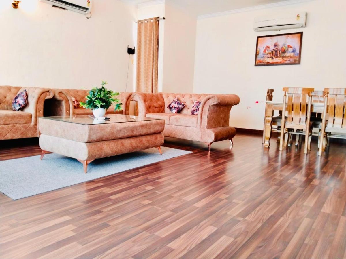 ניו דלהי Fortune Home Service Apartment 2Bhk,E28 Saket 2A מראה חיצוני תמונה